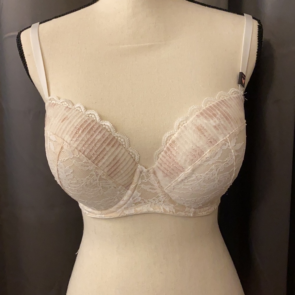 Victoria’s Secret Bra